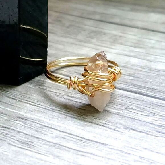 Raw Smoky Quartz Crystal Point Ring, Gemstone Wire Ring, Size 6 - Picture 1 of 2